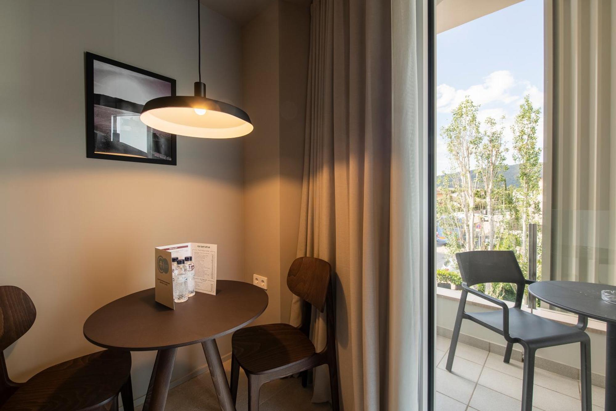 Apartaments La Carpa Banyoles Luaran gambar
